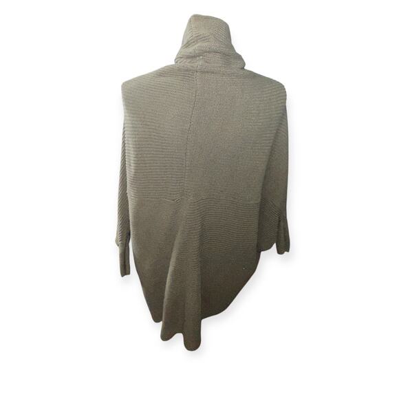 Long Chic Draping Cardigan - Picture 3 of 5